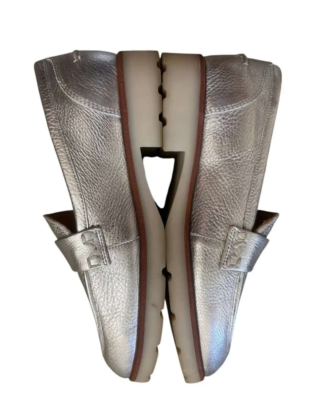 Vionic Cleo Loafers 8.5 Silver Metallic Orthotic Arch Support Leather Classic